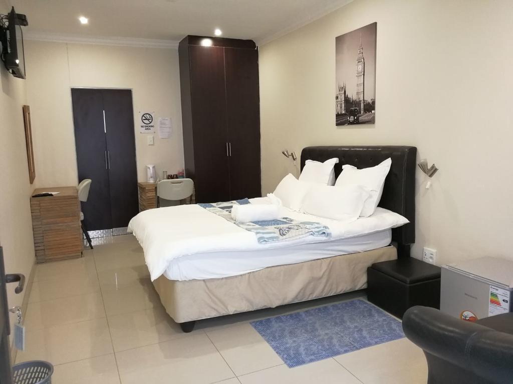 Tsumeb Guesthouse Kamho מראה חיצוני תמונה