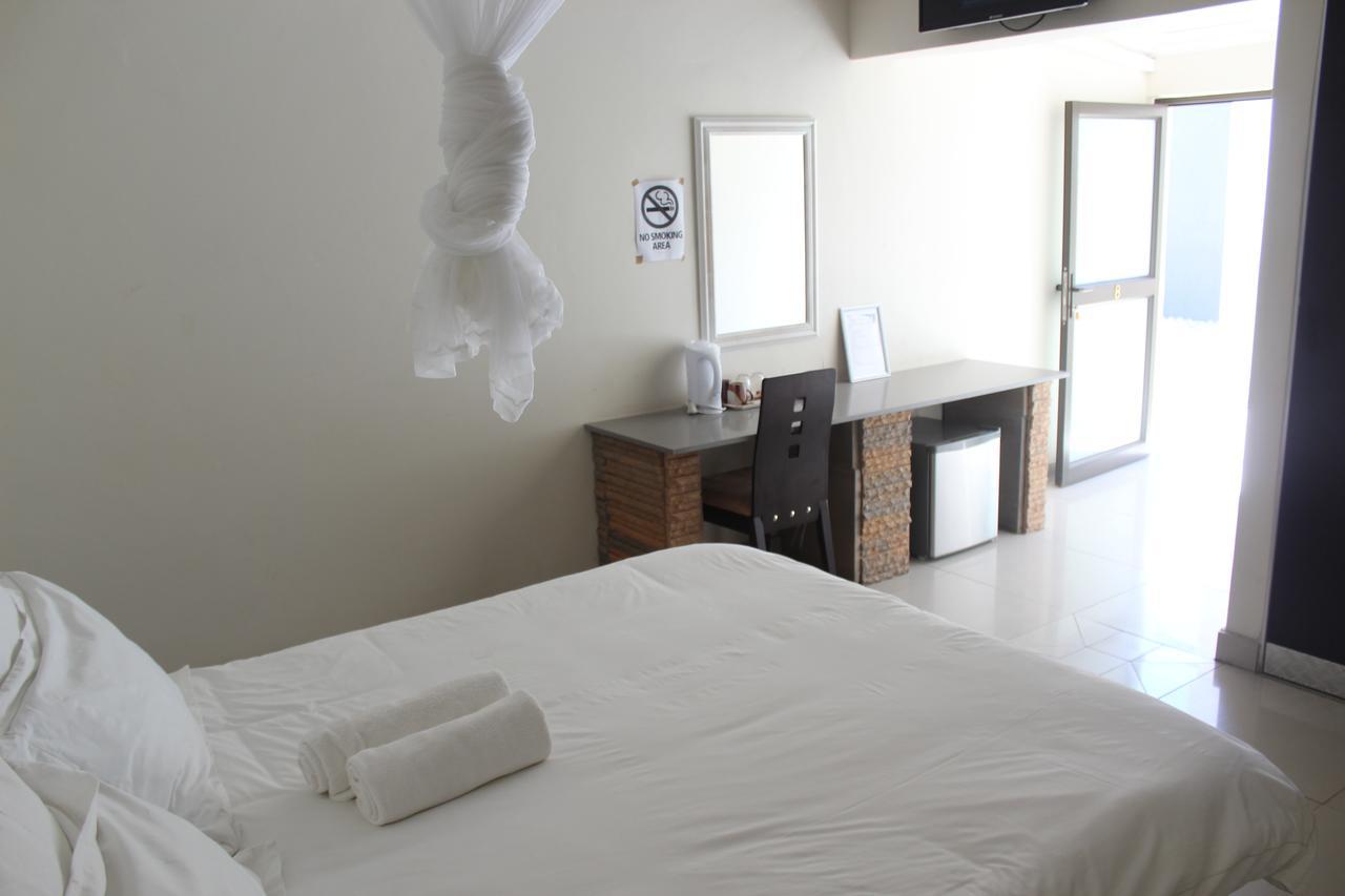 Tsumeb Guesthouse Kamho מראה חיצוני תמונה