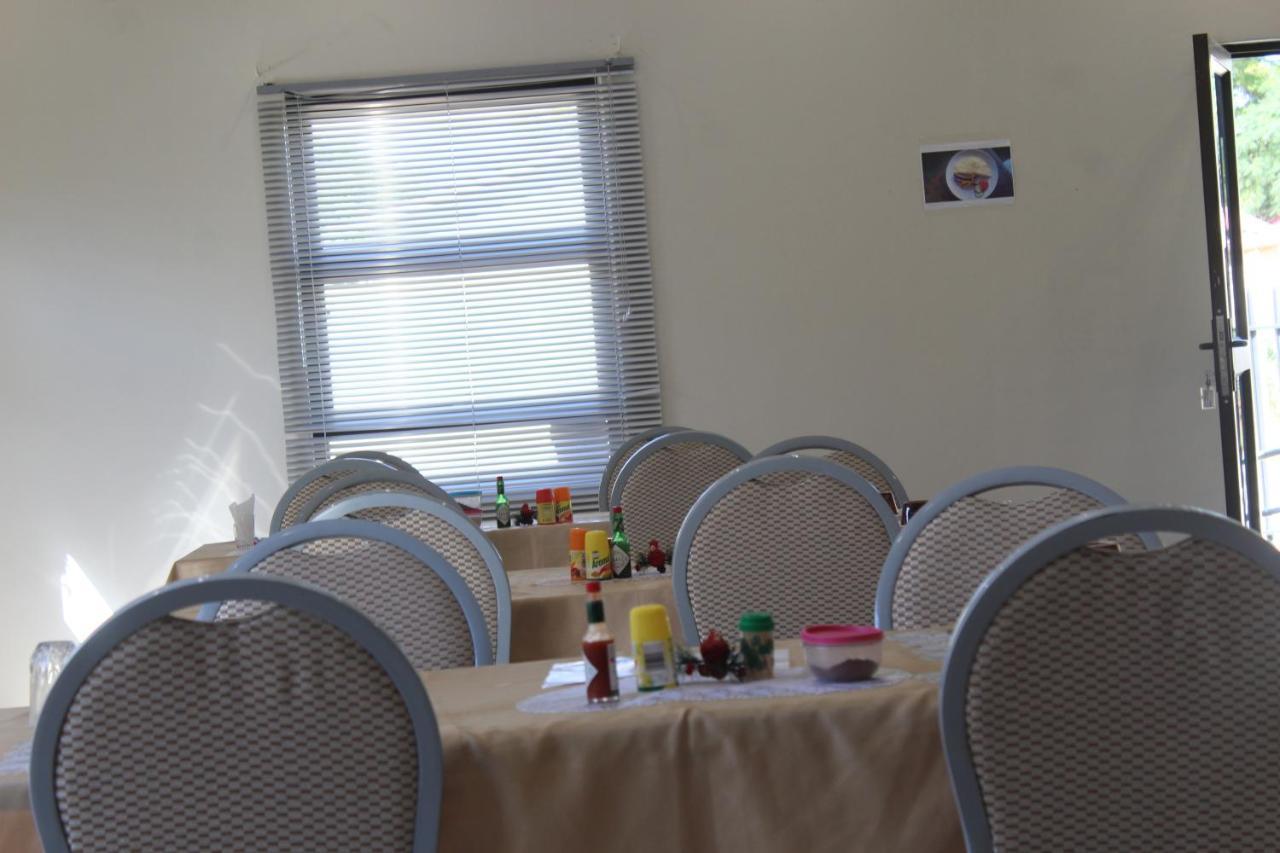 Tsumeb Guesthouse Kamho מראה חיצוני תמונה